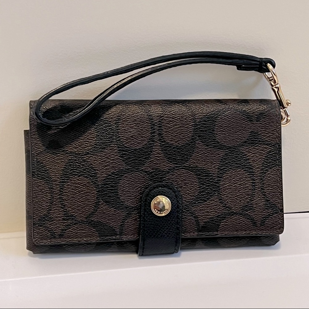 Coach Signature Wristlet Brown Black